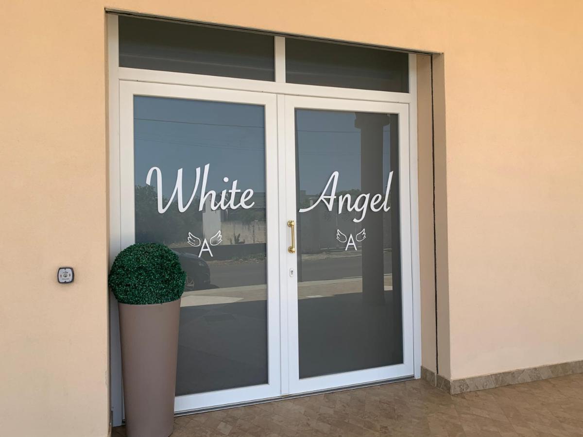 Monolocali White Angel Apartments بورتو سيساريو المظهر الخارجي الصورة